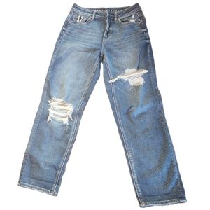 American Eagle - like new distressed straight Jean stretech size 4 | 28"